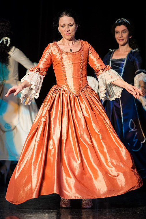 Zespół Tańca Dawnego Pawanilia z Warszawy - Les Elements (Korowód – VIII Spotkania z Tańcem Dawnym)